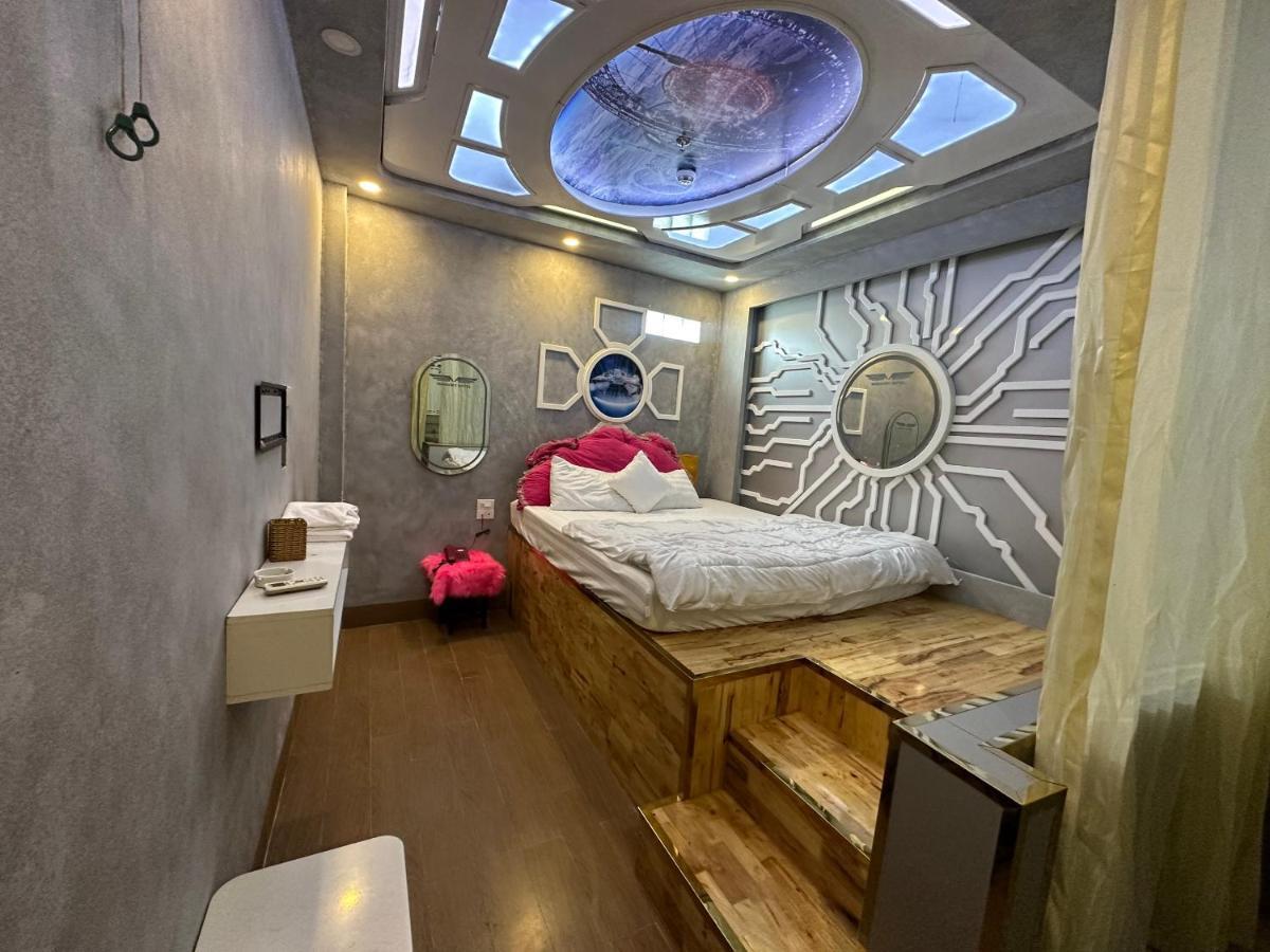 Hotel Khach San Tinh Yeu Ciudad Ho Chi Minh  Exterior foto